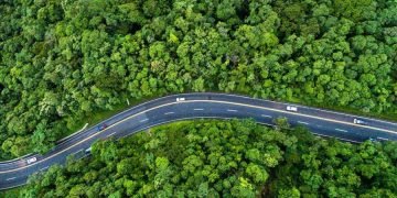 Der er for få ladepunkter til elbiler i Danmark