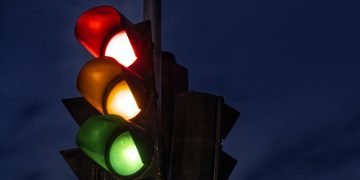 Gult lys: Hver anden bilist kender ikke reglerne