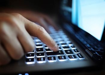 Årsopgørelse: Vær opmærksom på falske beskeder fra SKAT