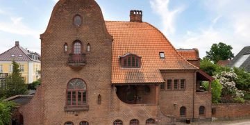 Metallica-historie til salg: Lars Ulrichs barndomshjem til salg igen